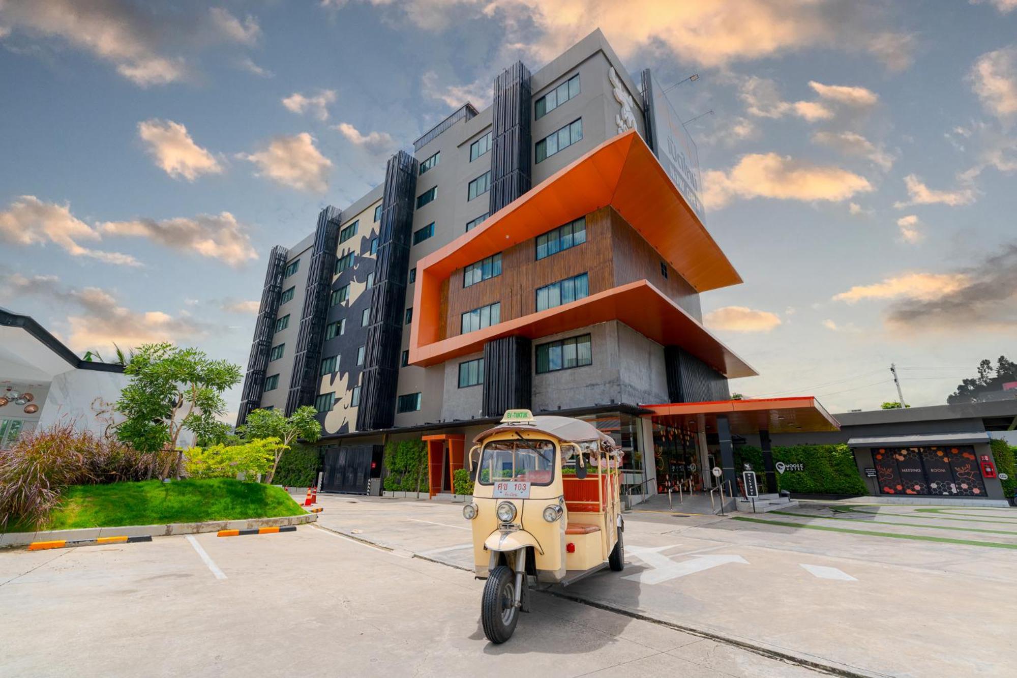 Moose Hotel Chiangmai Чиангмай Экстерьер фото